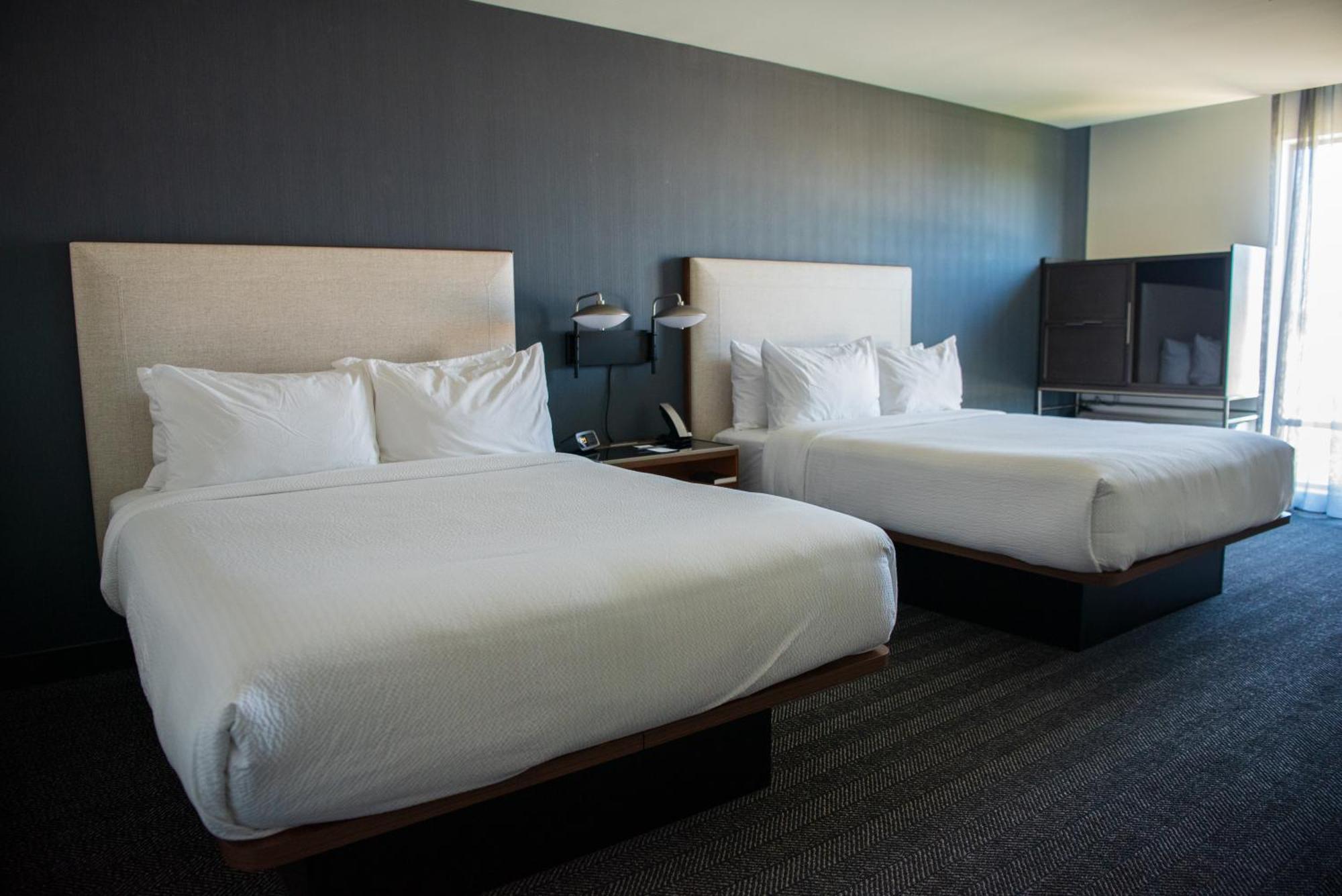 Courtyard By Marriott Лейк Сити Екстериор снимка