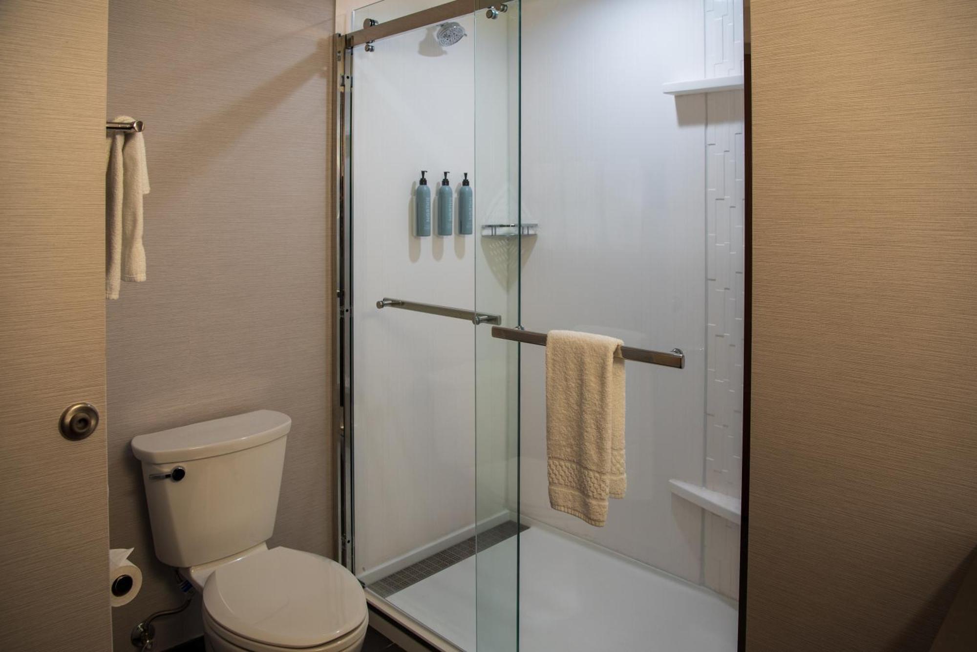 Courtyard By Marriott Лейк Сити Екстериор снимка