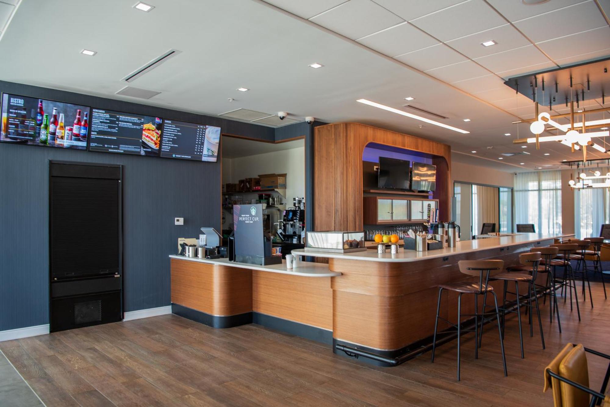 Courtyard By Marriott Лейк Сити Екстериор снимка