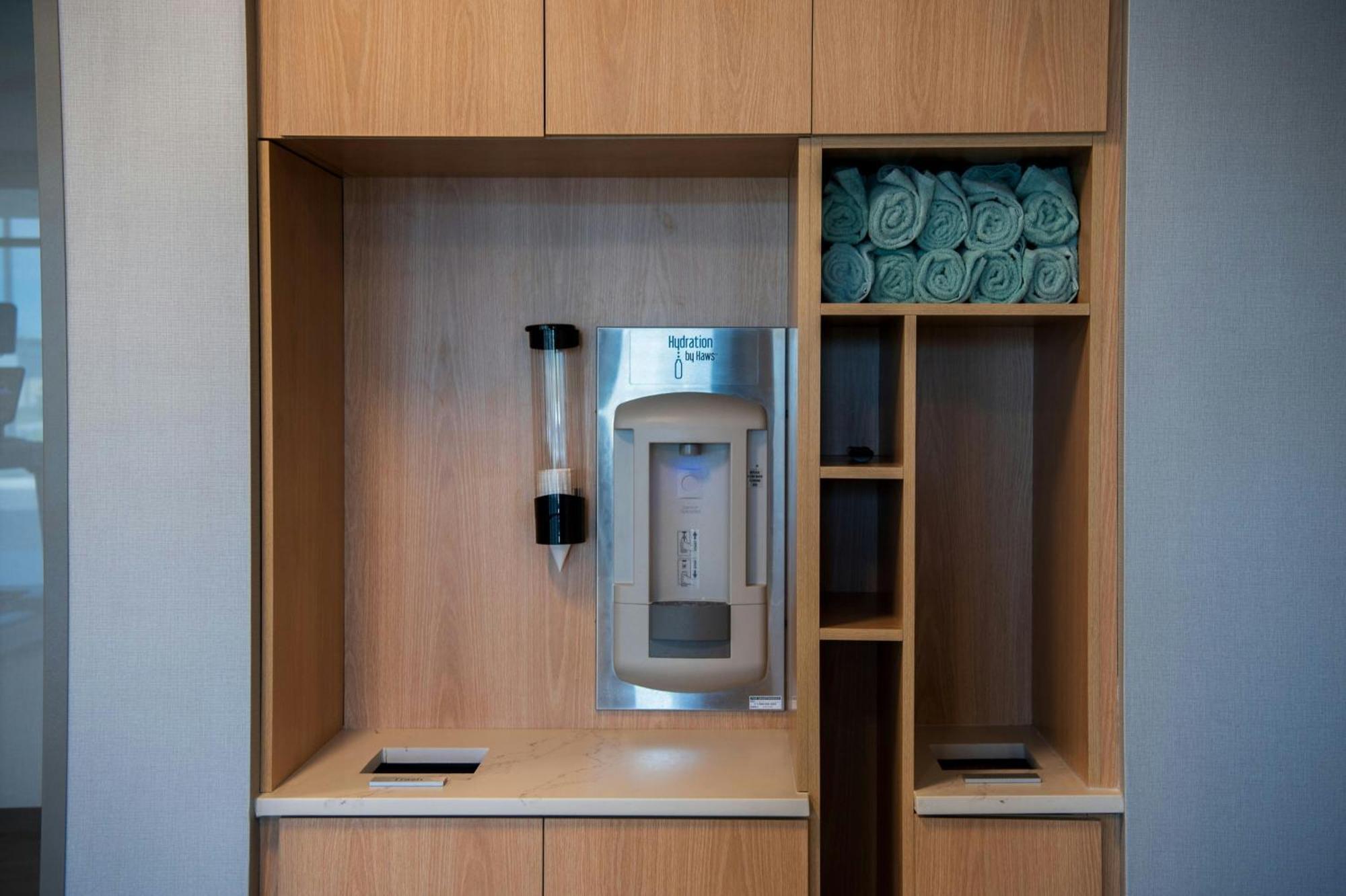Courtyard By Marriott Лейк Сити Екстериор снимка